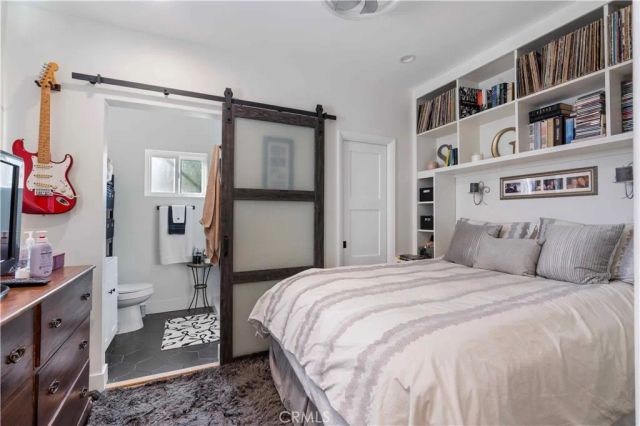5824 Compass Drive, Los Angeles, CA 90045