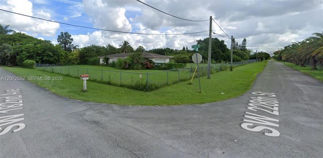 22775 SW 182nd Avenue, Miami, FL 33170