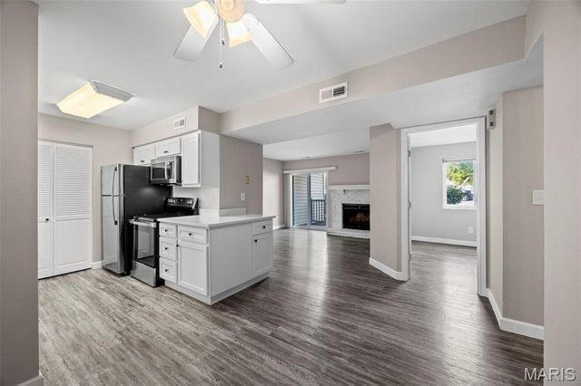2343 Sandalwood Creek Court C, Wildwood, MO 63038