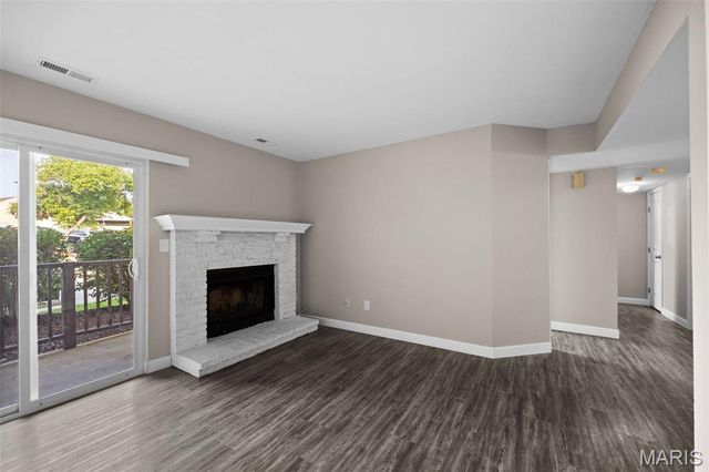 2343 Sandalwood Creek Court C, Wildwood, MO 63038