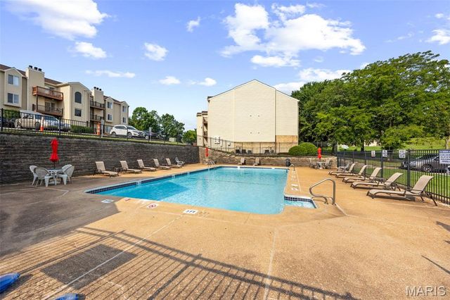 2343 Sandalwood Creek Court C, Wildwood, MO 63038