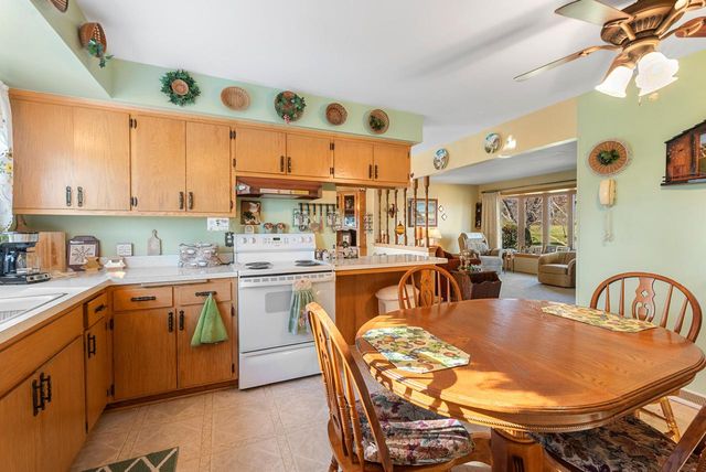 25919 Durand AVENUE, Kansasville, WI 53139