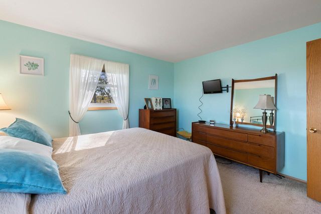 25919 Durand AVENUE, Kansasville, WI 53139