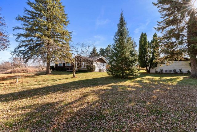 25919 Durand AVENUE, Kansasville, WI 53139