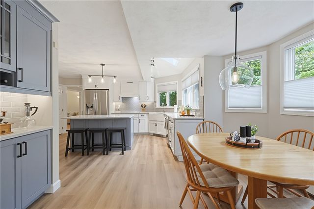 125 Walker Street, Seekonk, MA 02771