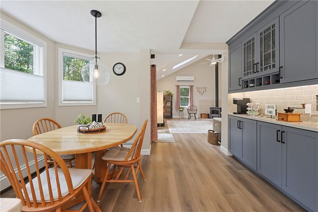 125 Walker Street, Seekonk, MA 02771