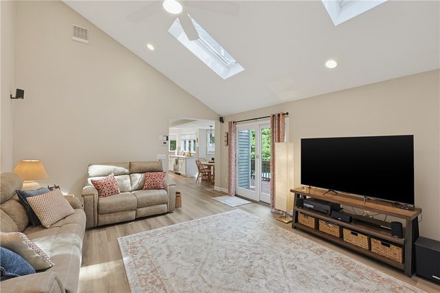 125 Walker Street, Seekonk, MA 02771