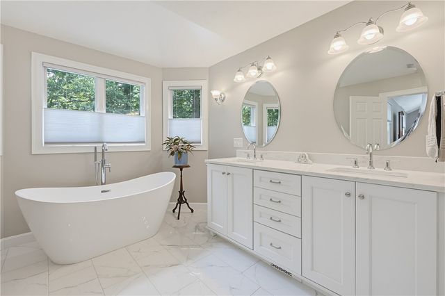 125 Walker Street, Seekonk, MA 02771