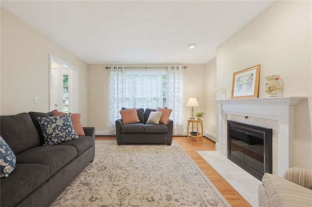 125 Walker Street, Seekonk, MA 02771