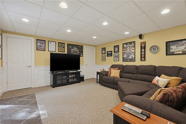 125 Walker Street, Seekonk, MA 02771