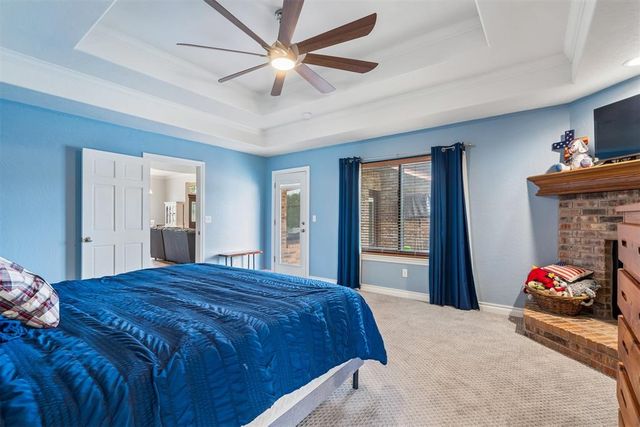 825 Liveoak Lane, Blanchard, OK 73010