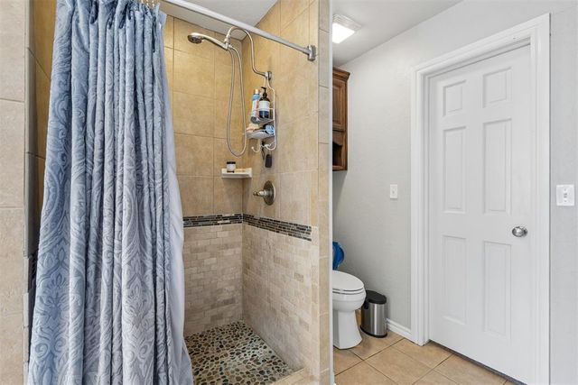 825 Liveoak Lane, Blanchard, OK 73010
