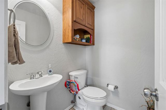 825 Liveoak Lane, Blanchard, OK 73010