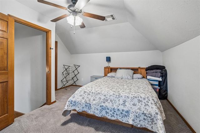 825 Liveoak Lane, Blanchard, OK 73010