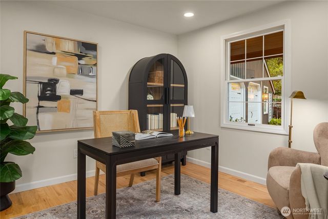 20603 NE 37th Way, Sammamish, WA 98074