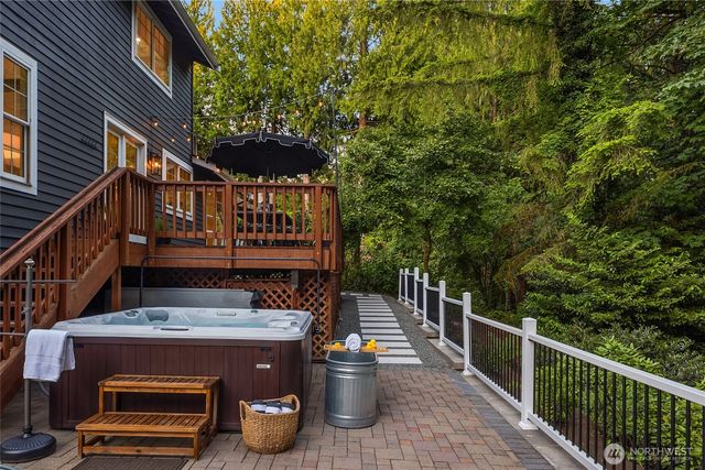 20603 NE 37th Way, Sammamish, WA 98074