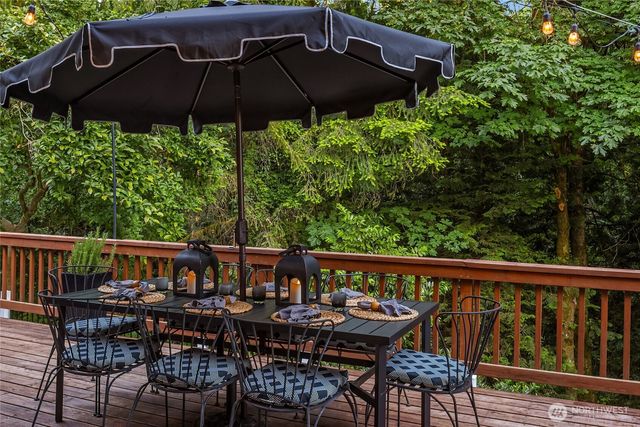 20603 NE 37th Way, Sammamish, WA 98074