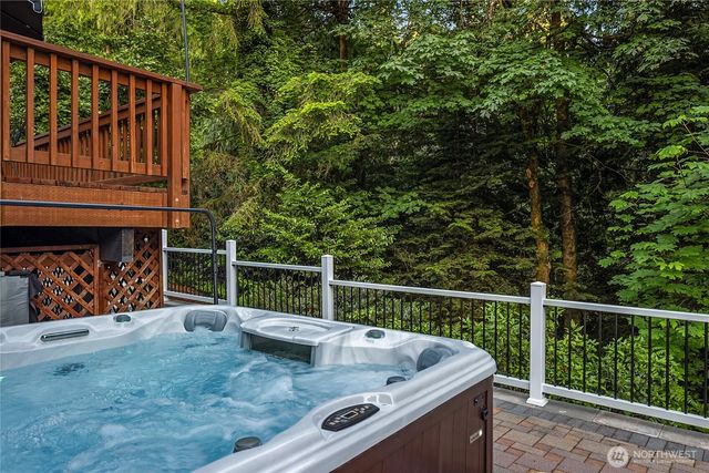 20603 NE 37th Way, Sammamish, WA 98074