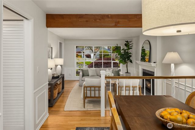 20603 NE 37th Way, Sammamish, WA 98074
