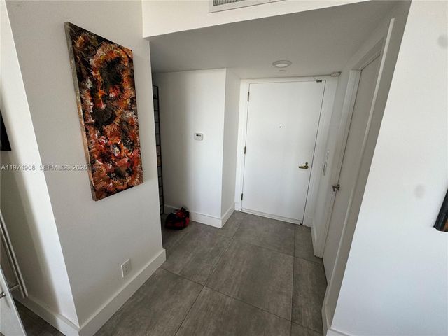 19355 Turnberry Way 23C, Aventura, FL 33180