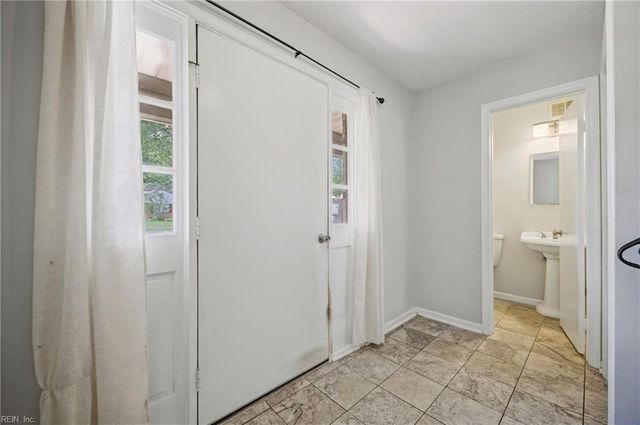 3728 Strathmoor CIR, Virginia Beach, VA 23452