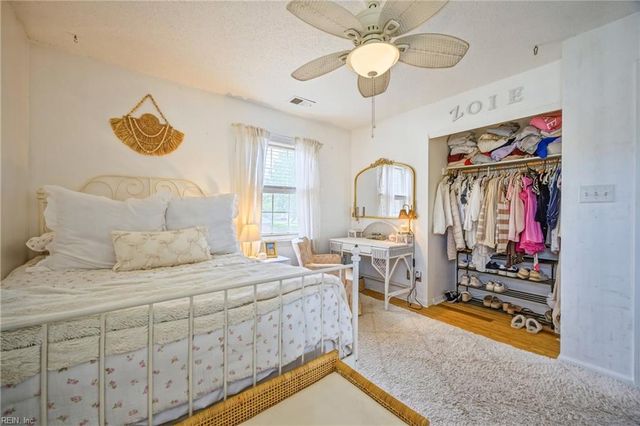 3728 Strathmoor CIR, Virginia Beach, VA 23452