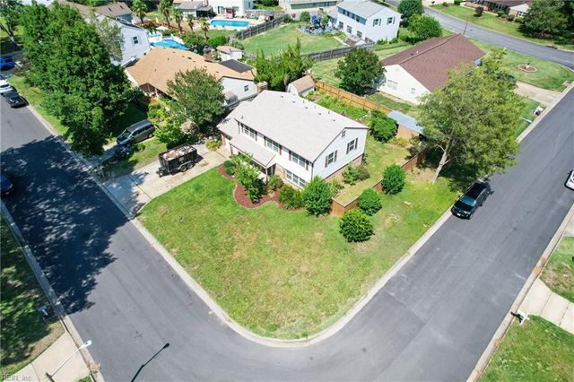 3728 Strathmoor CIR, Virginia Beach, VA 23452