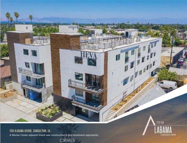 7018 Alabama 203, Canoga Park, CA 91303