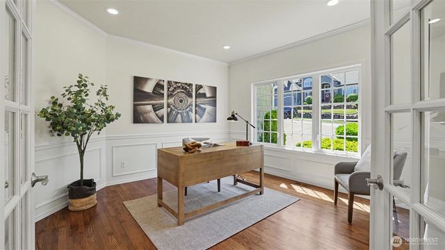 24128 NE 1st Place, Sammamish, WA 98074