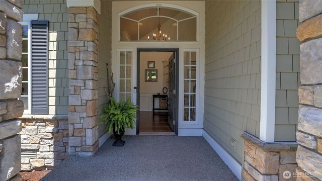 24128 NE 1st Place, Sammamish, WA 98074