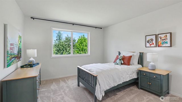24128 NE 1st Place, Sammamish, WA 98074