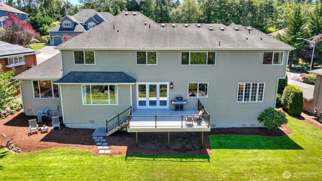 24128 NE 1st Place, Sammamish, WA 98074
