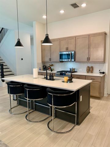 3607 Kensington Gardens Lane, Houston, TX 77055