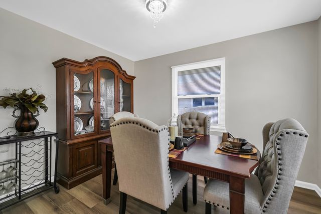 751 E 164th Place, South Holland, IL 60473