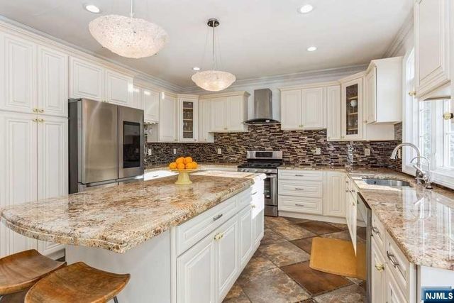 608 Mount Pleasant Avenue, West Orange, NJ 07052