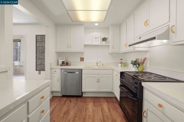 1232 Leisure Ln 12, Walnut Creek, CA 94595