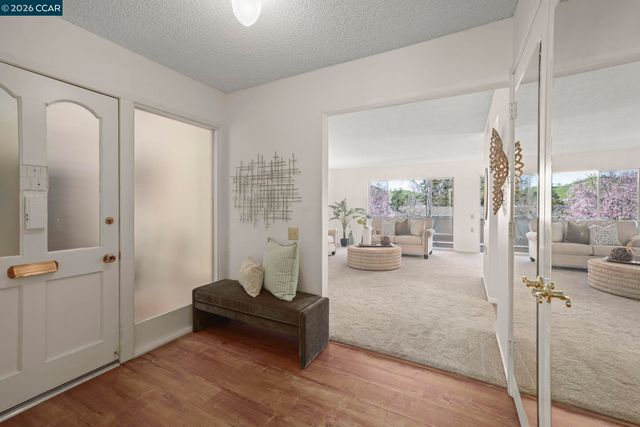 1232 Leisure Ln 12, Walnut Creek, CA 94595