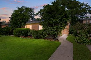 9306 Lavergne Avenue, Skokie, IL 60077