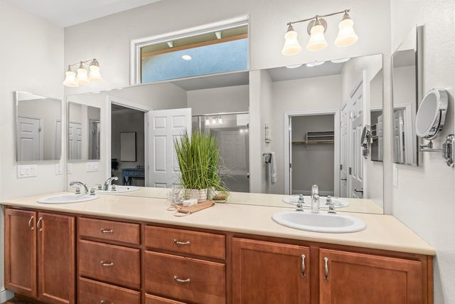 2634 Steeple Run Ln, Manteca, CA 95336