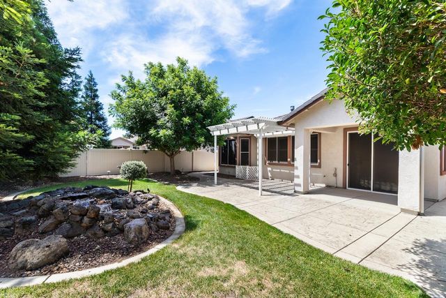 2634 Steeple Run Ln, Manteca, CA 95336