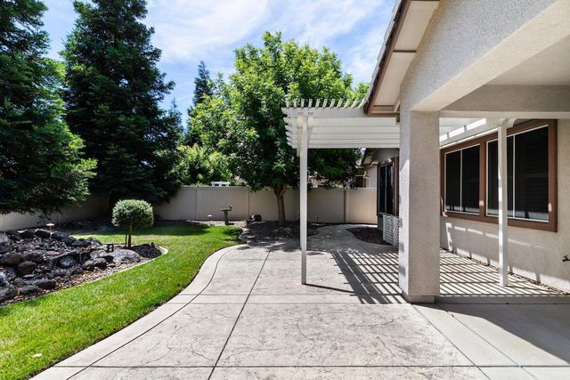 2634 Steeple Run Ln, Manteca, CA 95336