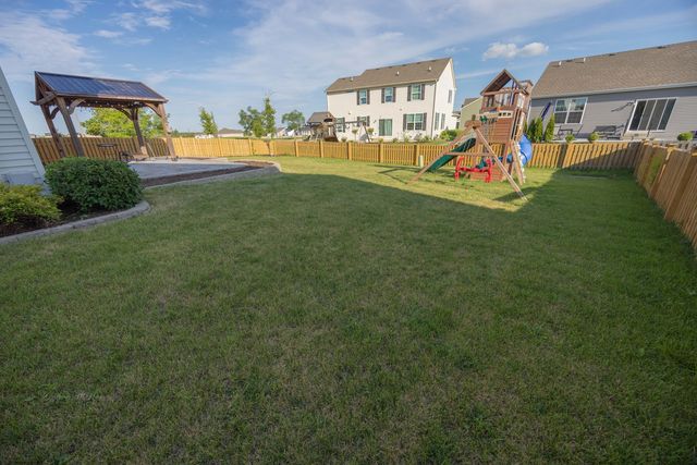 7800 Bellflower Lane, Joliet, IL 60431