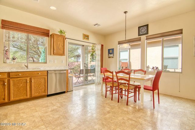 874 E Catkins Place, Sahuarita, AZ 85629