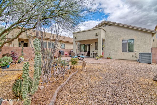 874 E Catkins Place, Sahuarita, AZ 85629