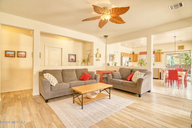 874 E Catkins Place, Sahuarita, AZ 85629