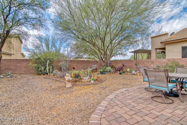 874 E Catkins Place, Sahuarita, AZ 85629