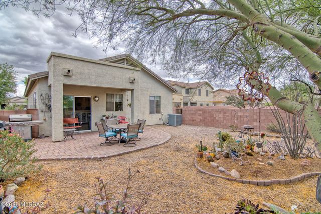 874 E Catkins Place, Sahuarita, AZ 85629