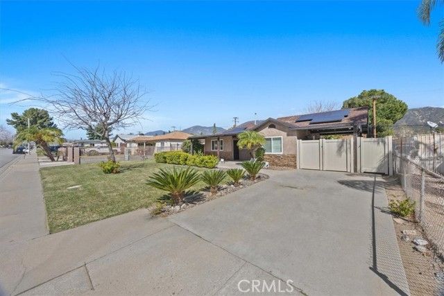 1484 Sheridan Rd, San Bernardino, CA 92407