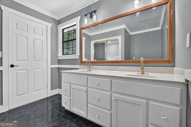 232 Chestnut Gap Road, Blue Ridge, GA 30513