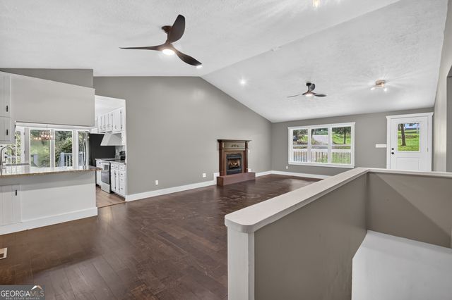 232 Chestnut Gap Road, Blue Ridge, GA 30513
